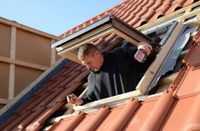 Pose de fenêtres de toit Velux à Escœuilles